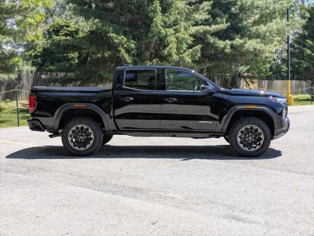 2026 GMC Canyon AT4, 4WD