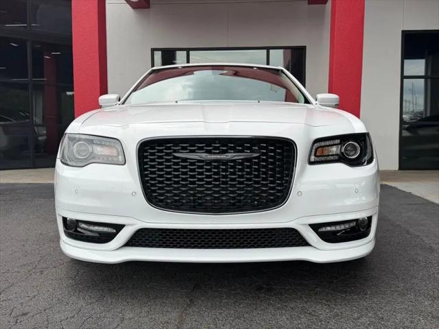 2023 Chrysler 300 Touring L