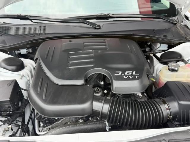 2023 Chrysler 300 Touring L