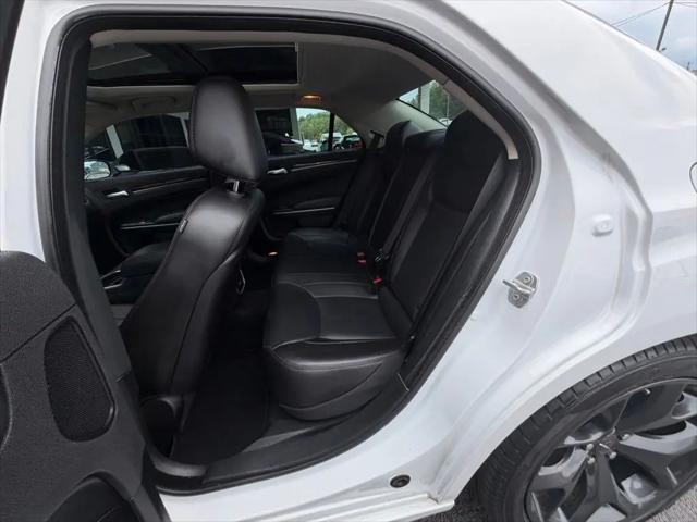 2023 Chrysler 300 Touring L