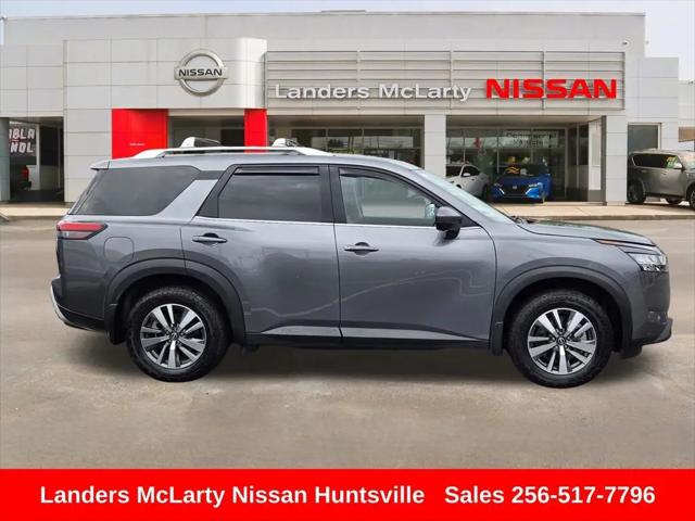 2024 Nissan Pathfinder SL FWD