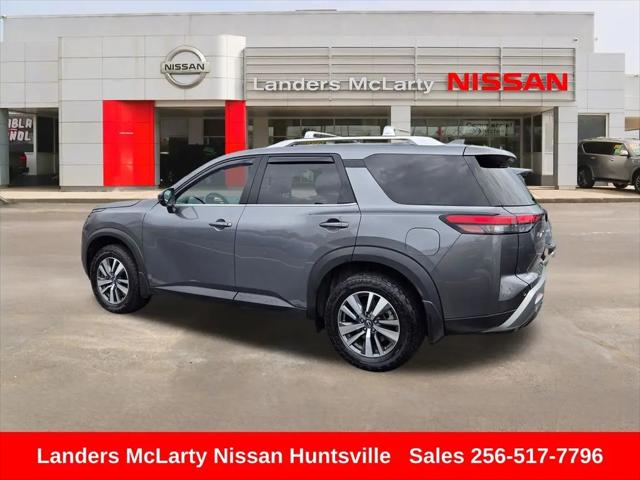 2024 Nissan Pathfinder SL FWD