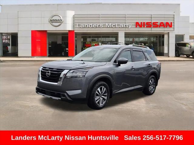 2024 Nissan Pathfinder SL FWD