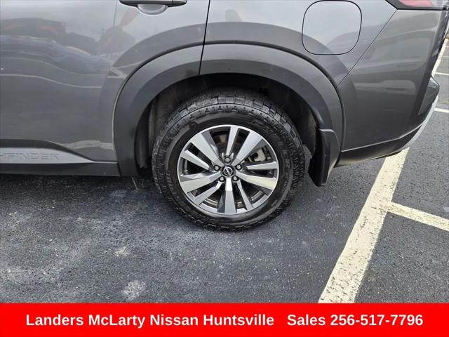2024 Nissan Pathfinder SL FWD