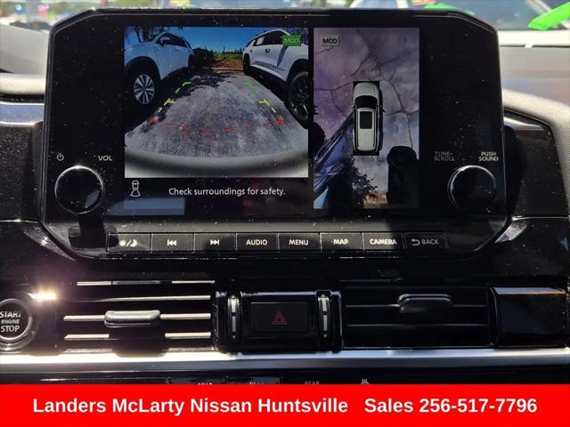 2024 Nissan Pathfinder SL FWD