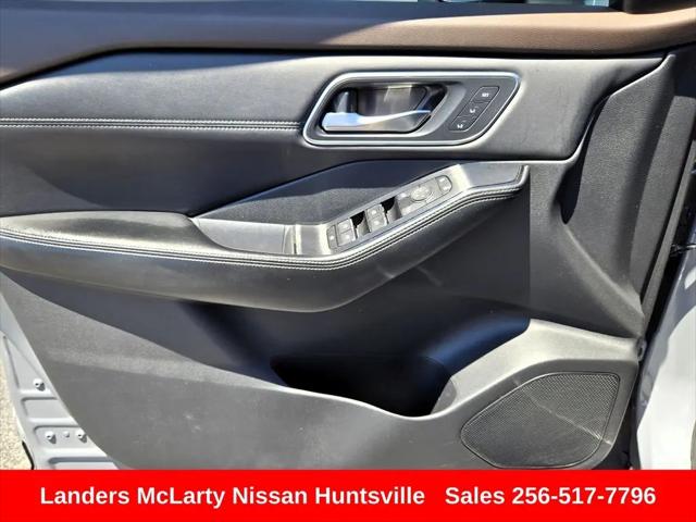 2023 Nissan Rogue Platinum FWD