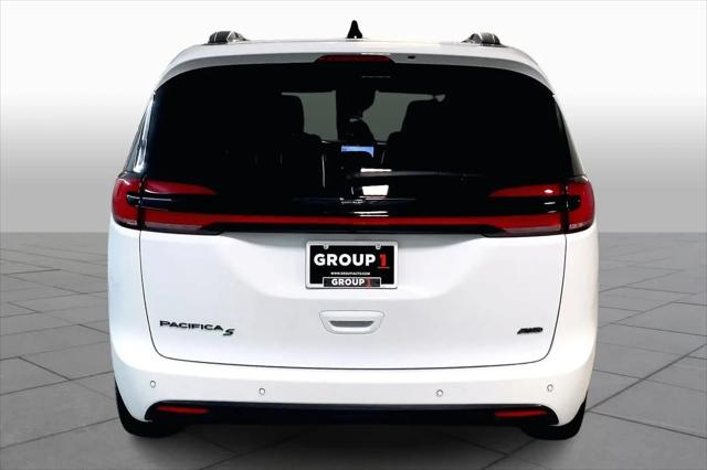 2023 Chrysler Pacifica Touring L AWD