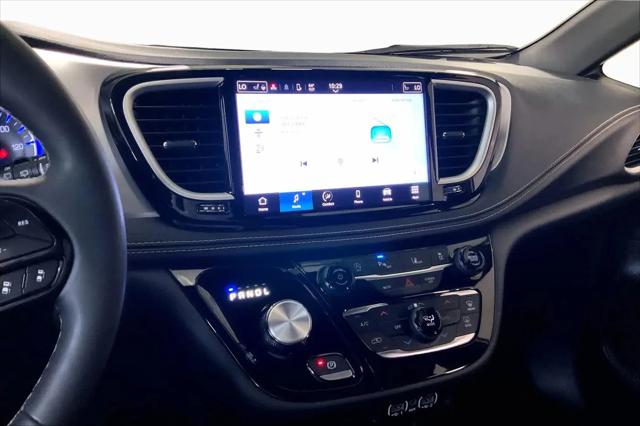 2023 Chrysler Pacifica Touring L AWD