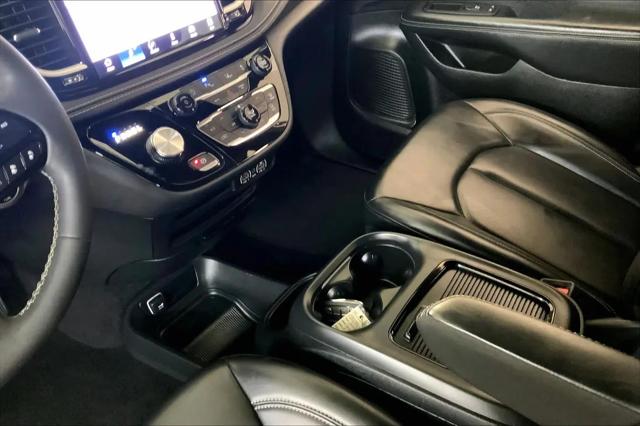 2023 Chrysler Pacifica Touring L AWD