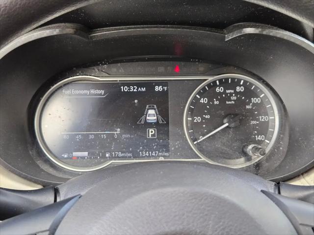 2020 Nissan Versa SV Xtronic CVT