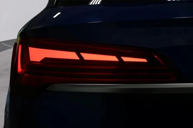 2022 Audi SQ5 Premium Plus TFSI quattro Tiptronic