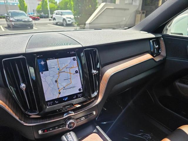 2021 Volvo XC60 T5 Momentum