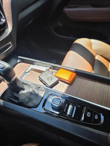 2021 Volvo XC60 T5 Momentum