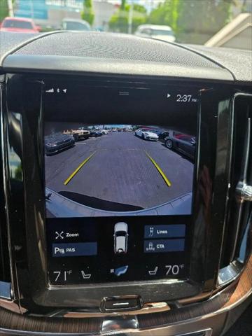 2021 Volvo XC60 T5 Momentum