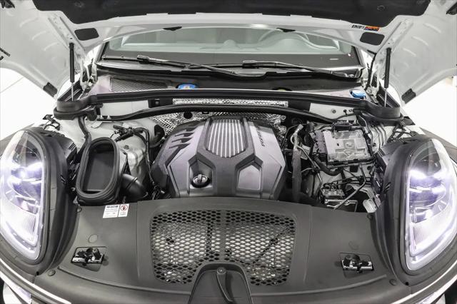 2024 Porsche Macan Macan