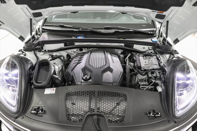 2024 Porsche Macan Macan