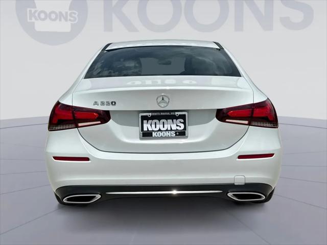 2020 Mercedes-Benz A 220 A 220