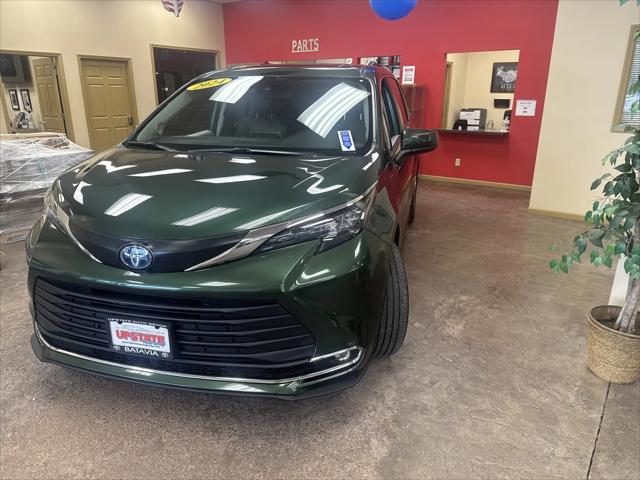 2024 Toyota Sienna XLE for sale in Batavia, NY