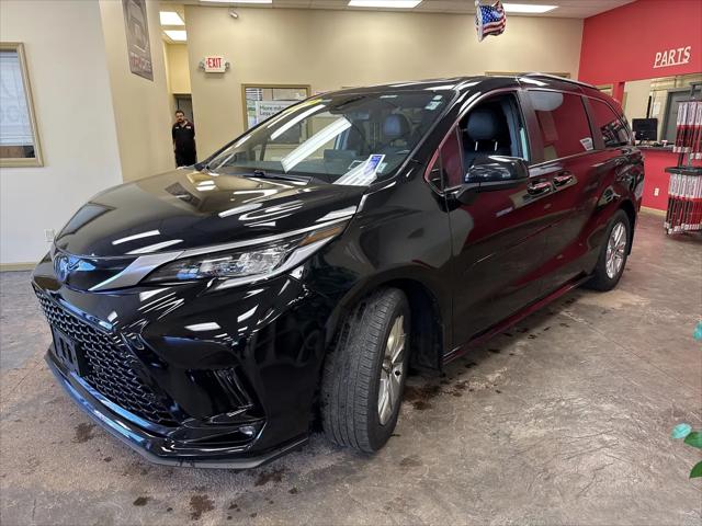 2023 Toyota Sienna XSE
