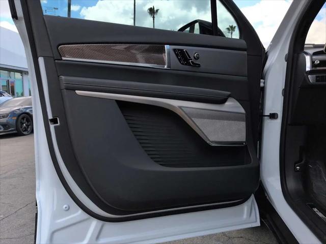 2026 Cadillac iQ Luxury