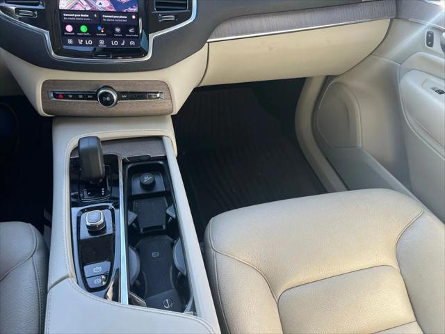 2023 Volvo XC90 B6 Plus 6-Seater