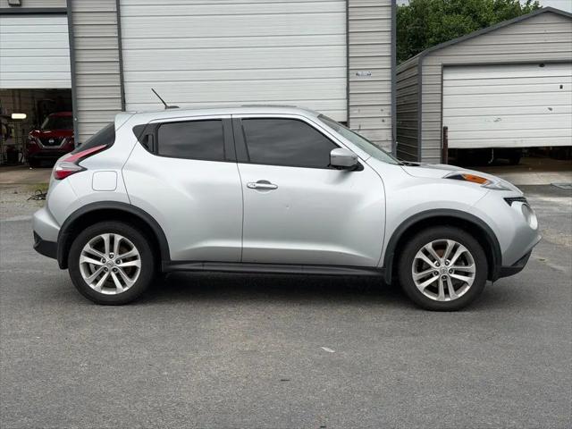 2016 Nissan JUKE SV