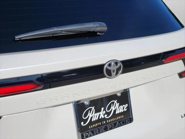 2025 Toyota Grand Highlander Limited