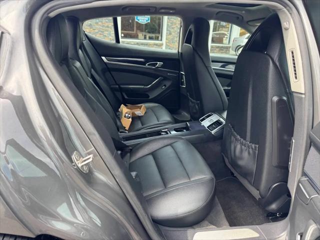 2014 Porsche Panamera 4