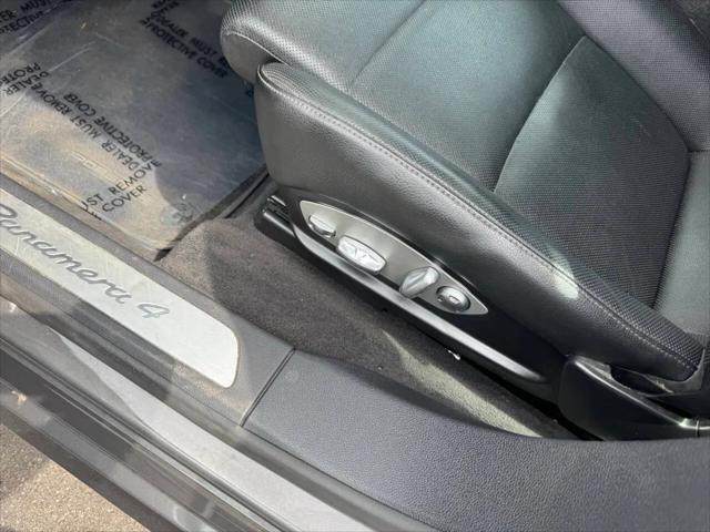 2014 Porsche Panamera 4