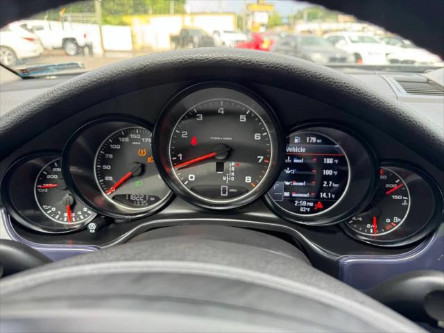 2014 Porsche Panamera 4