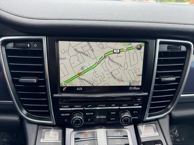 2014 Porsche Panamera 4