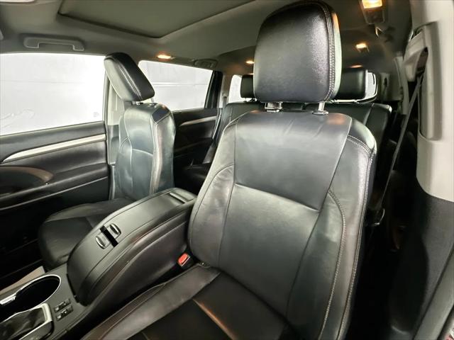 2016 Toyota Highlander XLE V6