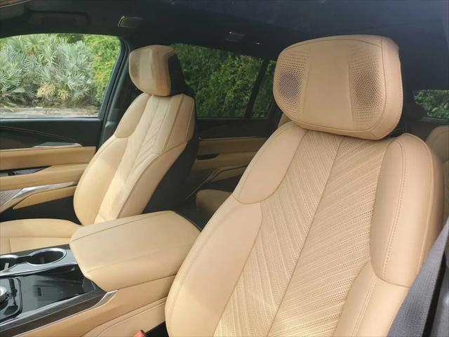 2025 Cadillac Escalade Luxury 2 AWD