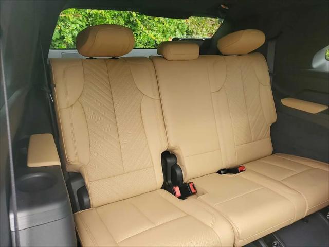 2025 Cadillac Escalade Luxury 2 AWD