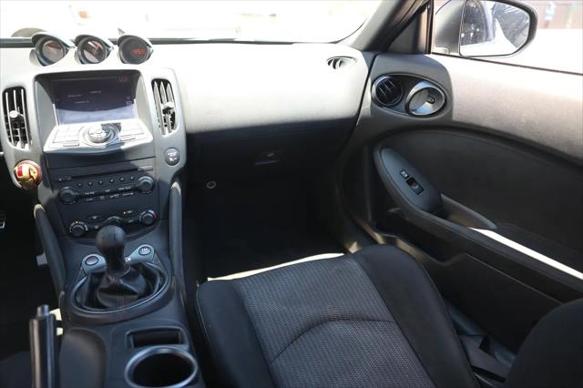 2017 Nissan 370Z NISMO Tech