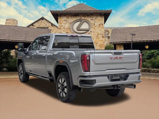 2024 GMC Sierra 2500HD 4WD Crew Cab Standard Bed Denali
