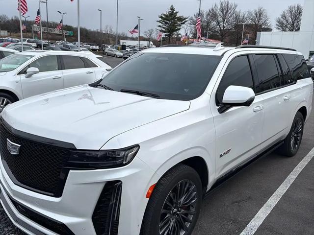 2023 Cadillac Escalade ESV 4WD V-Series