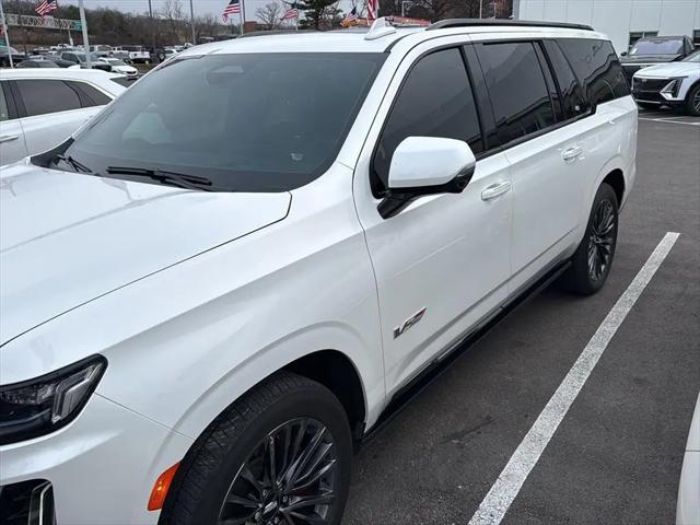 2023 Cadillac Escalade ESV 4WD V-Series
