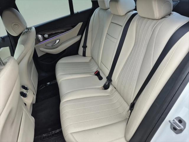 2019 Mercedes-Benz E-CLASS E 300 E 300