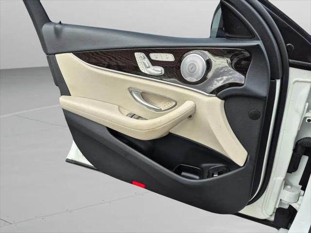 2019 Mercedes-Benz E-CLASS E 300 E 300
