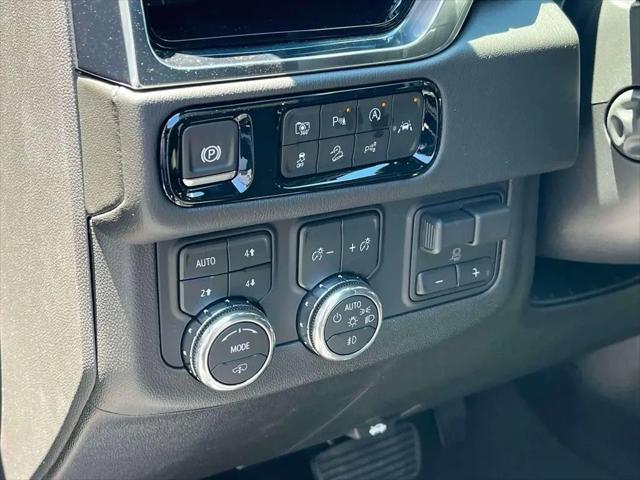 2026 GMC Yukon 4WD Denali