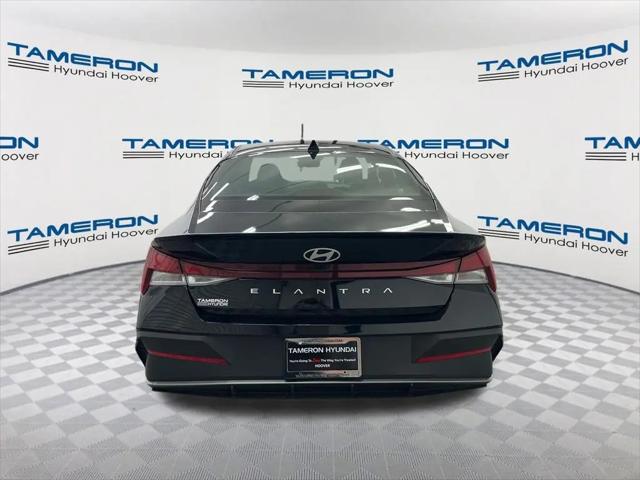 2025 Hyundai Elantra SEL Sport