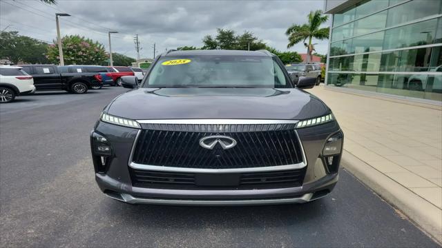 2025 INFINITI QX80 LUXE AWD