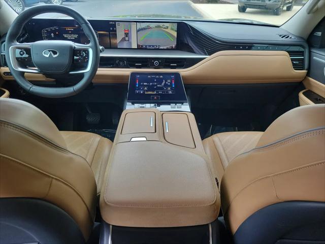 2025 INFINITI QX80 LUXE AWD