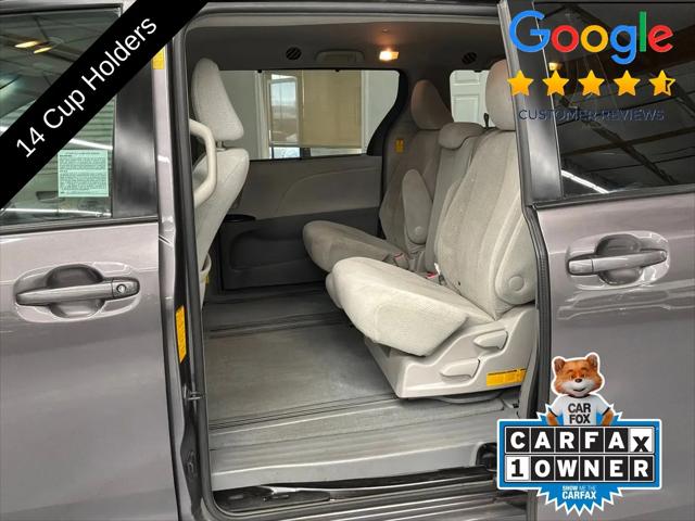 2014 Toyota Sienna LE V6 8 Passenger