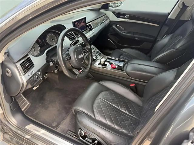 2015 Audi S8 4.0T