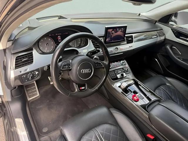 2015 Audi S8 4.0T