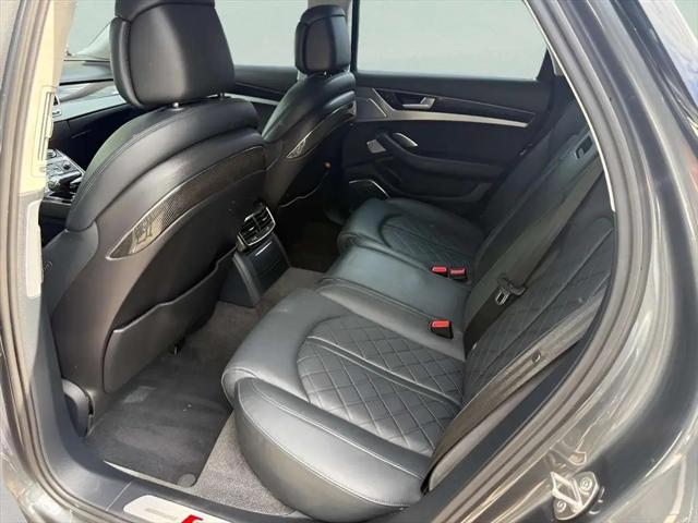 2015 Audi S8 4.0T