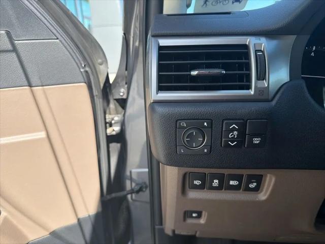2023 Lexus GX GX 460 Premium
