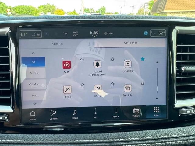 2024 Chrysler Pacifica Hybrid Select